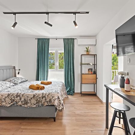Kala Premium Studio Porec Exterior photo